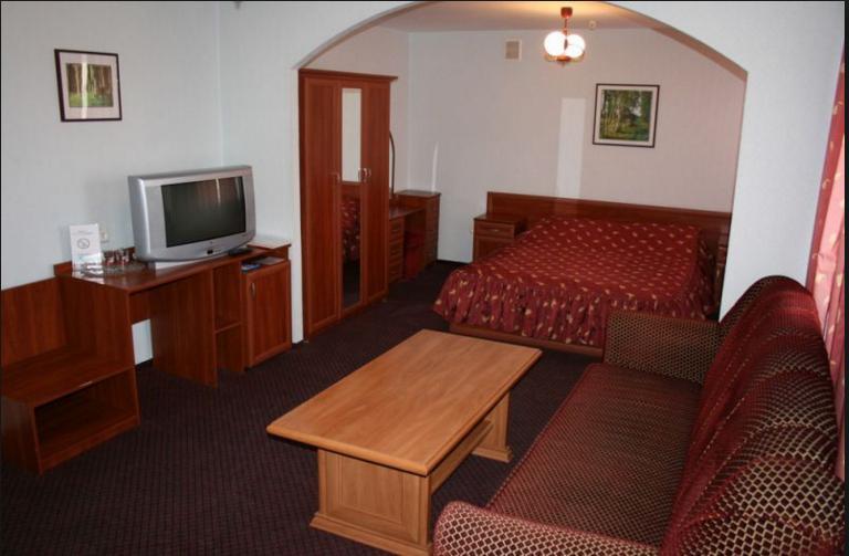 Zhovtnevyi Hotel Vinnitsja Eksteriør billede
