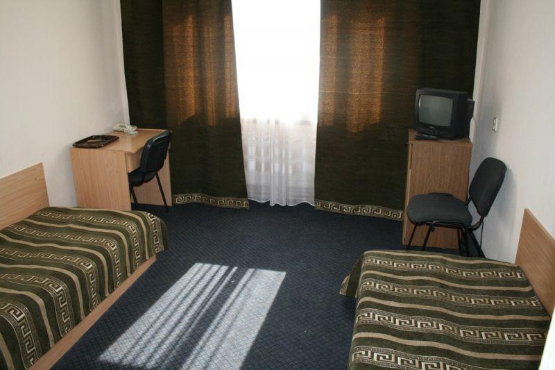 Zhovtnevyi Hotel Vinnitsja Eksteriør billede