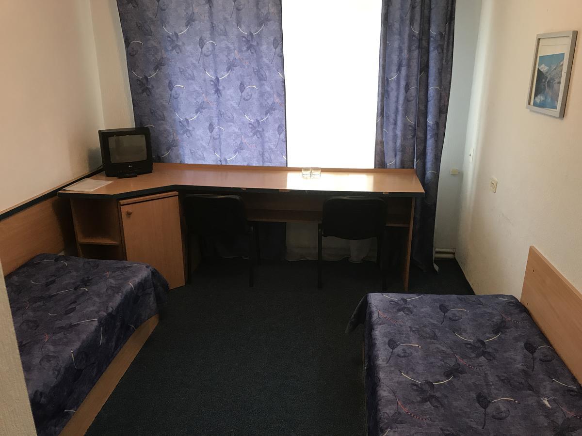 Zhovtnevyi Hotel Vinnitsja Eksteriør billede